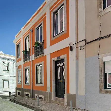 塔霍河里斯本风情公寓 *